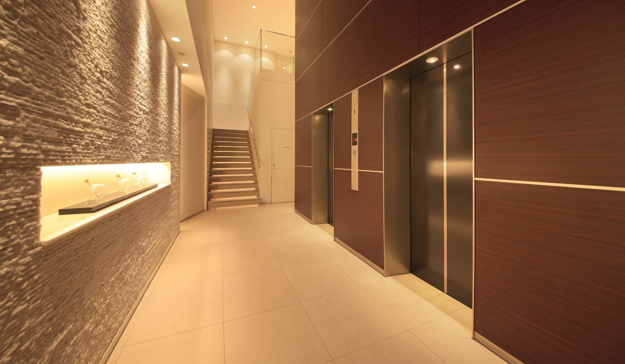 Richmond Shiba Hotell